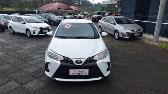 TOYOTA YARIS 1.5 16V FLEX SEDAN XL MULTIDRIVE