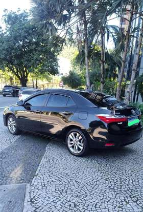 TOYOTA-COROLLA-2019