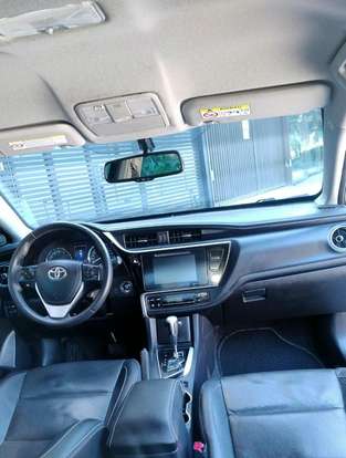 TOYOTA-COROLLA-2019