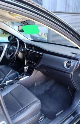 TOYOTA-COROLLA-2019