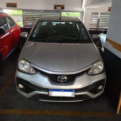 TOYOTA ETIOS 1.5 XLS SEDAN 16V FLEX 4P AUTOMÁTICO
