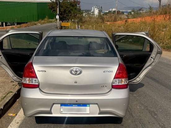 TOYOTA-ETIOS-1.5 X SEDAN 16V FLEX 4P MANUAL TOYOTA-ETIOS-2017