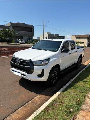 TOYOTA-HILUX-2.8 D-4D TURBO DIESEL CD POWER PACK 4X4 AUTOMÁTICO TOYOTA-HILUX-2025