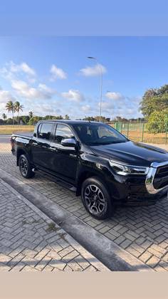 TOYOTA HILUX 2.8 SRX 4X4 CD 16V DIESEL 4P AUTOMÁTICO