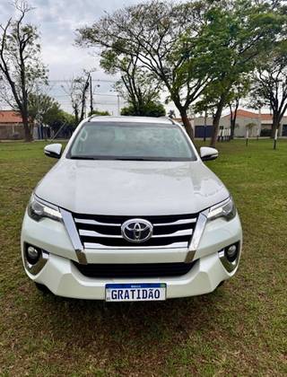 TOYOTA HILUX SW4 2.8 SRX 4X4 16V TURBO INTERCOOLER DIESEL 4P AUTOMÁTICO