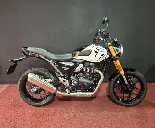 TRIUMPH SPEED 400 