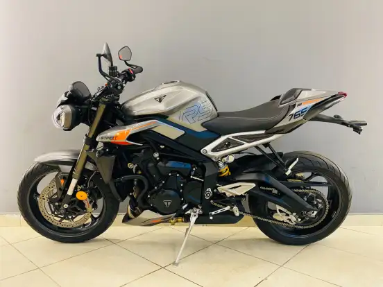 TRIUMPH-STREET TRIPLE 765 RS TRIUMPH-STREET TRIPLE 765 RS-2023