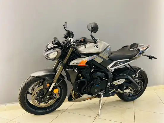 TRIUMPH-STREET TRIPLE 765 RS TRIUMPH-STREET TRIPLE 765 RS-2023
