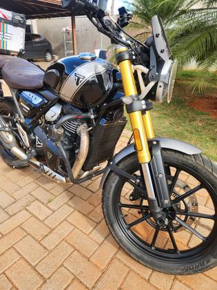 TRIUMPH SCRAMBLER 400 X 