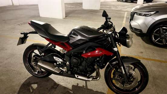 TRIUMPH-STREET TRIPLE 675 ABS TRIUMPH-STREET TRIPLE 675 ABS-2015