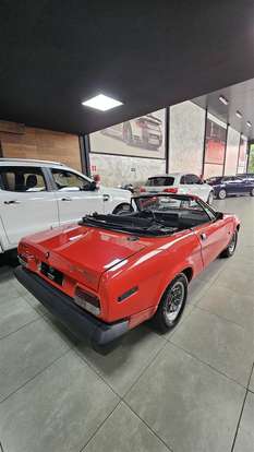 TRIUMPH-TR7-1977