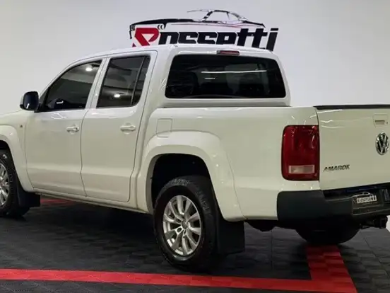 VOLKSWAGEN-AMAROK-2.0 HIGHLINE 4X4 CD 16V TURBO INTERCOOLER DIESEL 4P AUTOMÁTICO VOLKSWAGEN-AMAROK-2018