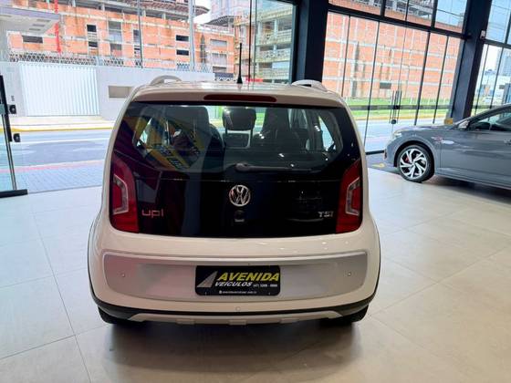 VOLKSWAGEN CROSS UP 1.0 TSI 12V FLEX 4P MANUAL