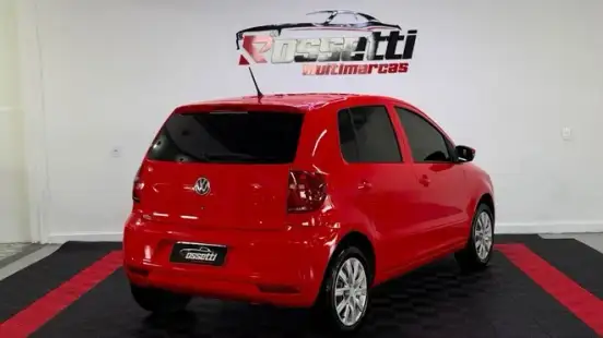 VOLKSWAGEN-FOX-2011