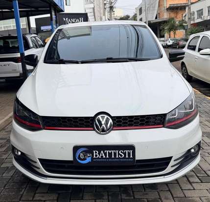 VOLKSWAGEN-FOX-2015