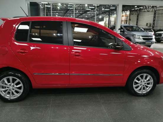 VOLKSWAGEN-FOX-1.6 MI ROCK IN RIO 8V FLEX 4P MANUAL VOLKSWAGEN-FOX-2013