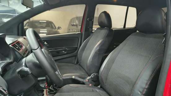 VOLKSWAGEN-FOX-2013