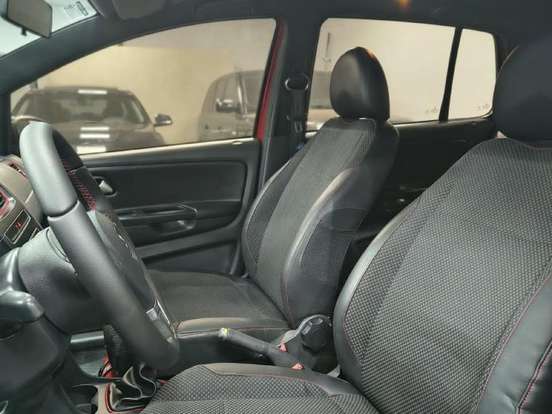 VOLKSWAGEN-FOX-1.6 MI ROCK IN RIO 8V FLEX 4P MANUAL VOLKSWAGEN-FOX-2013