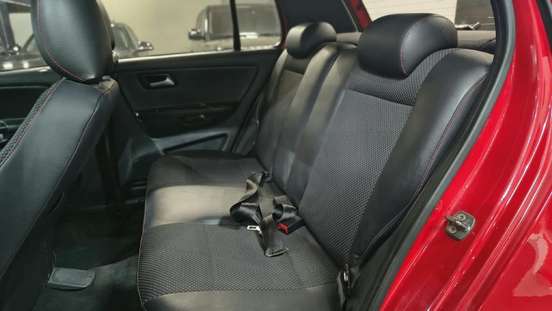 VOLKSWAGEN-FOX-2013