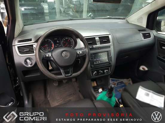 VOLKSWAGEN-FOX-1.6 MSI TOTAL FLEX CONNECT 4P MANUAL VOLKSWAGEN-FOX-2018