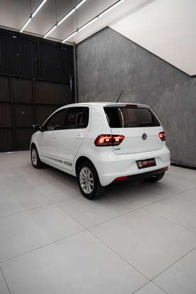 VOLKSWAGEN-FOX-2018
