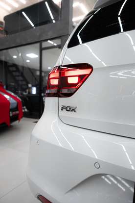 VOLKSWAGEN-FOX-2018