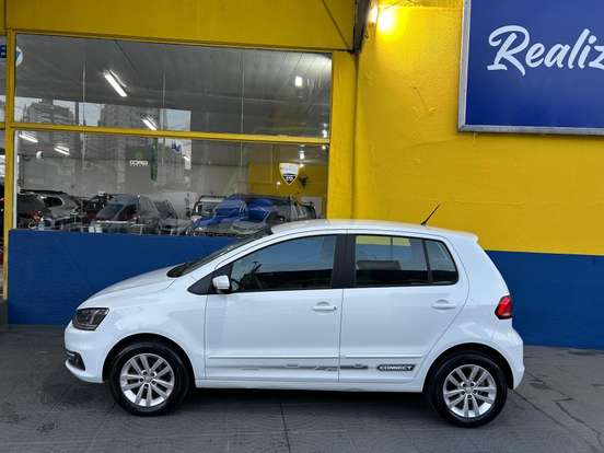 VOLKSWAGEN-FOX-2018