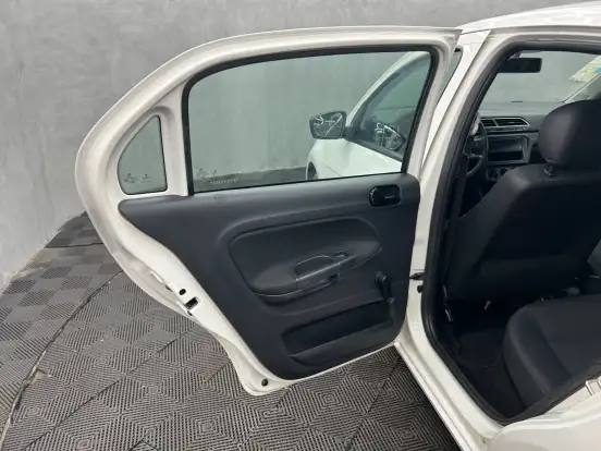 VOLKSWAGEN-GOL-1.0 12V MPI TOTALFLEX 4P MANUAL VOLKSWAGEN-GOL-2023