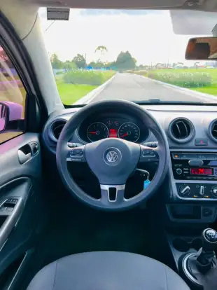 VOLKSWAGEN-GOL-2014