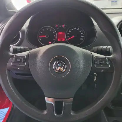 VOLKSWAGEN-GOL-2014