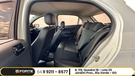 VOLKSWAGEN-GOL-2020