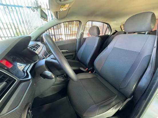 VOLKSWAGEN-GOL-1.6 MSI TOTALFLEX HIGHLINE 4P MANUAL VOLKSWAGEN-GOL-2016