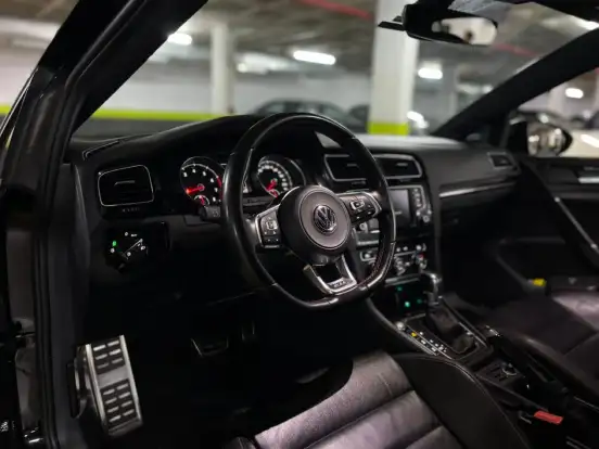 VOLKSWAGEN-GOLF-2.0 TSI GTI 16V TURBO GASOLINA 4P AUTOMÁTICO VOLKSWAGEN-GOLF-2017