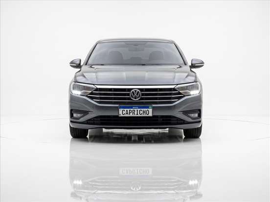 VOLKSWAGEN-JETTA-2018