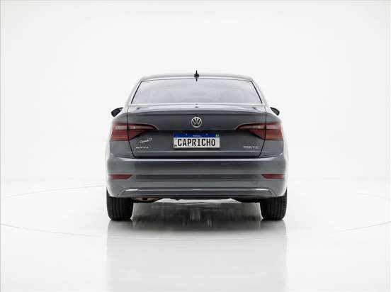 VOLKSWAGEN-JETTA-2018