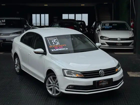 VOLKSWAGEN JETTA 2.0 TSI HIGHLINE 211CV GASOLINA 4P TIPTRONIC