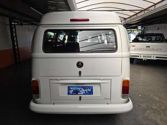 VOLKSWAGEN-KOMBI-1.4 MI STD ESCOLAR 8V FLEX 3P MANUAL VOLKSWAGEN-KOMBI-2012
