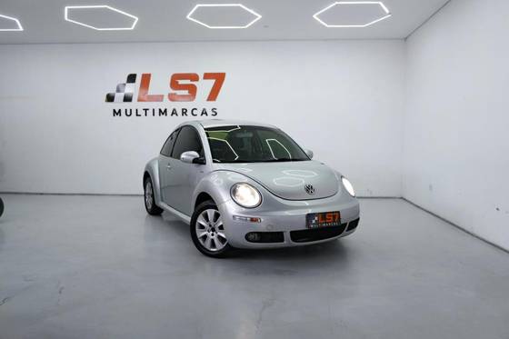 VOLKSWAGEN NEW BEETLE 2.0 MI 8V GASOLINA 2P AUTOMÁTICO