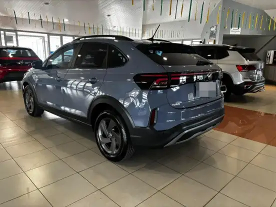 VOLKSWAGEN-NIVUS-1.0 200 TSI TOTAL FLEX COMFORTLINE AUTOMÁTICO VOLKSWAGEN-NIVUS-2025
