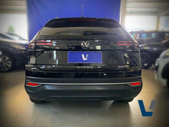 VOLKSWAGEN-NIVUS-1.0 200 TSI TOTAL FLEX COMFORTLINE AUTOMÁTICO VOLKSWAGEN-NIVUS-2023