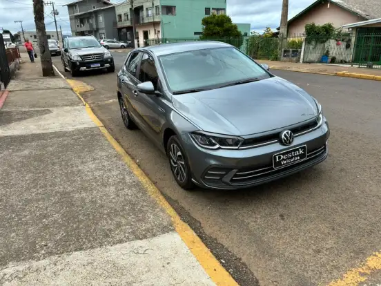 VOLKSWAGEN-POLO-1.0 170 TSI HIGHLINE AUTOMÁTICO VOLKSWAGEN-POLO-2024