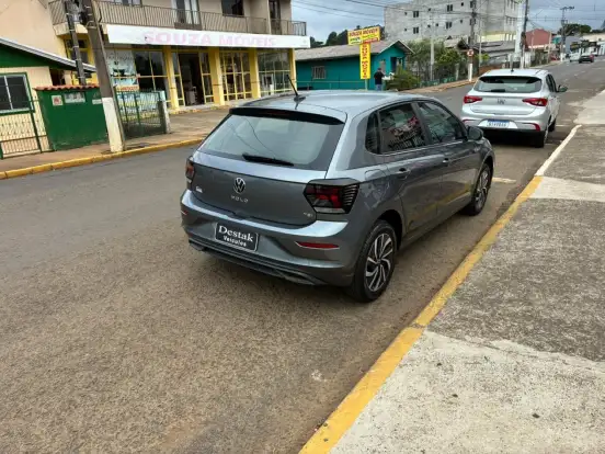 VOLKSWAGEN-POLO-2024