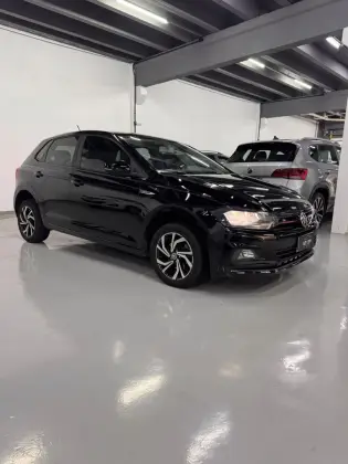 VOLKSWAGEN POLO 1.0 200 TSI COMFORTLINE AUTOMÁTICO