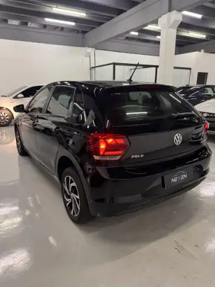 VOLKSWAGEN-POLO-2018