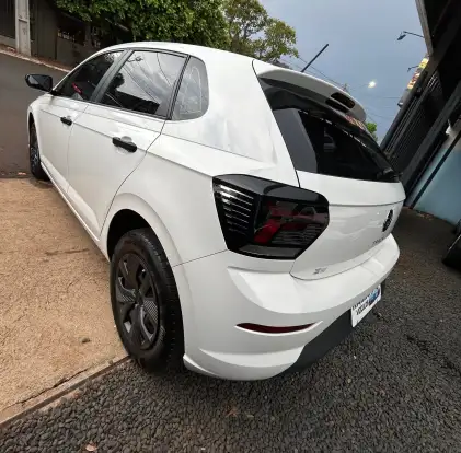 VOLKSWAGEN-POLO-2024