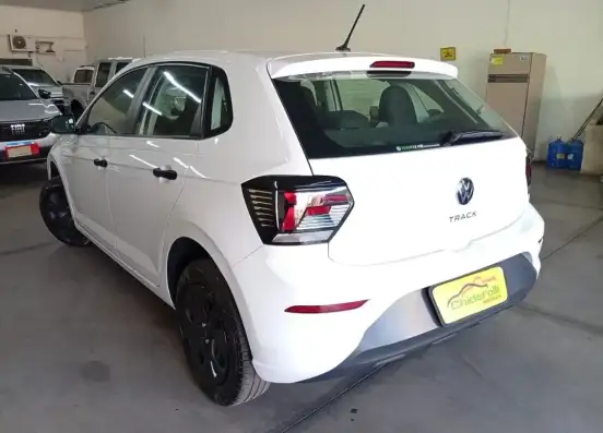 VOLKSWAGEN-POLO-2023
