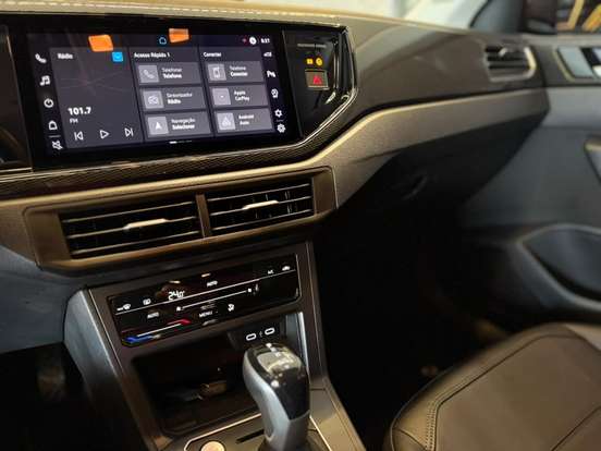 VOLKSWAGEN-POLO-2024