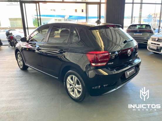 VOLKSWAGEN-POLO-2018