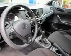 VOLKSWAGEN POLO 1.0 MPI MANUAL VOLKSWAGEN POLO 1.0 MPI MANUAL