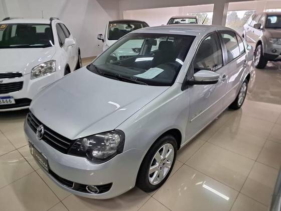 VOLKSWAGEN POLO SEDAN 1.6 MI 8V FLEX 4P AUTOMATIZADO